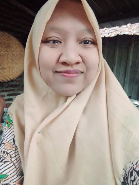 Siti Nurmawati profile icon