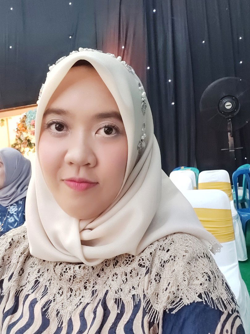 Nur Amalia profile icon