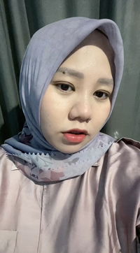 Ella hima profile icon