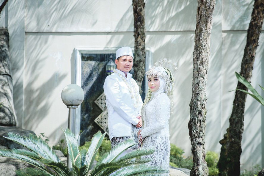 Siti Lestari profile icon