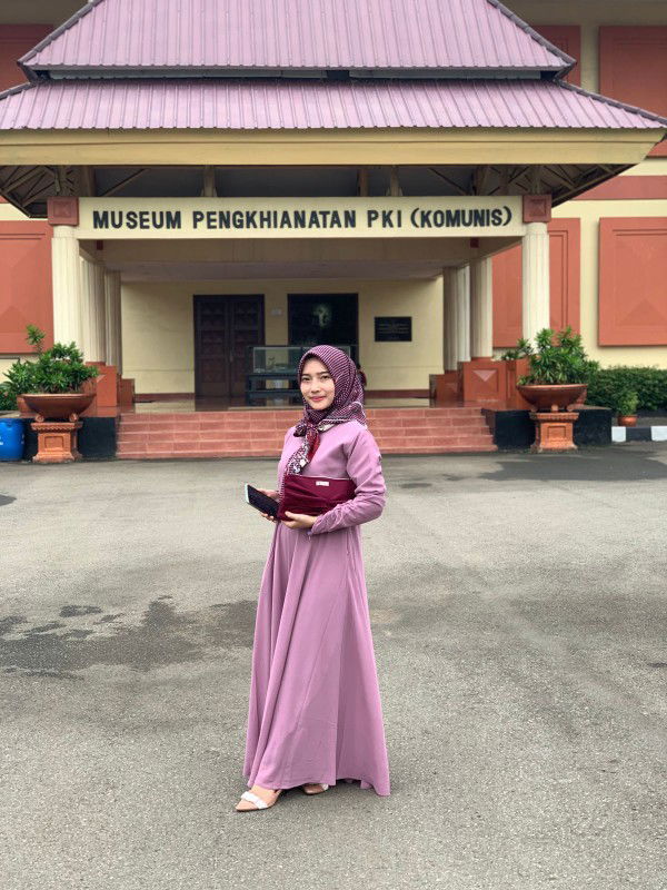 ErVina Dwi Yulianti profile icon