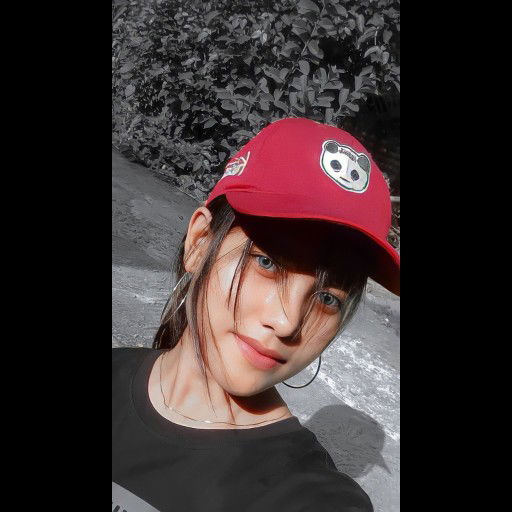 Adela Dwi profile icon