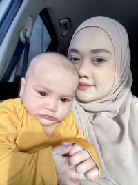 SYAHARIAH AZAM profile icon