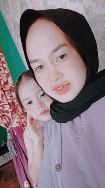 Nopi Yulianti profile icon