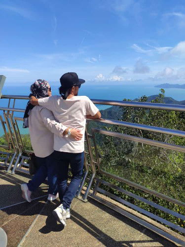 amanyna damanhuri profile icon