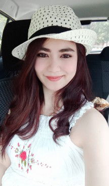 Azira Helmi profile icon