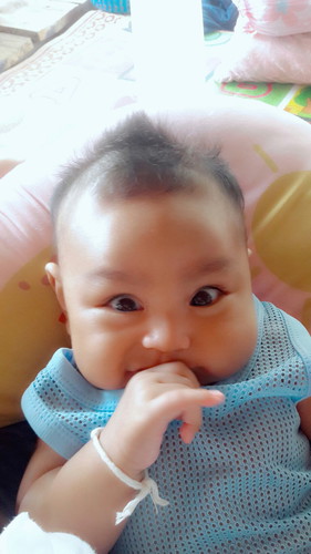 ลูกชอบดูดมือ