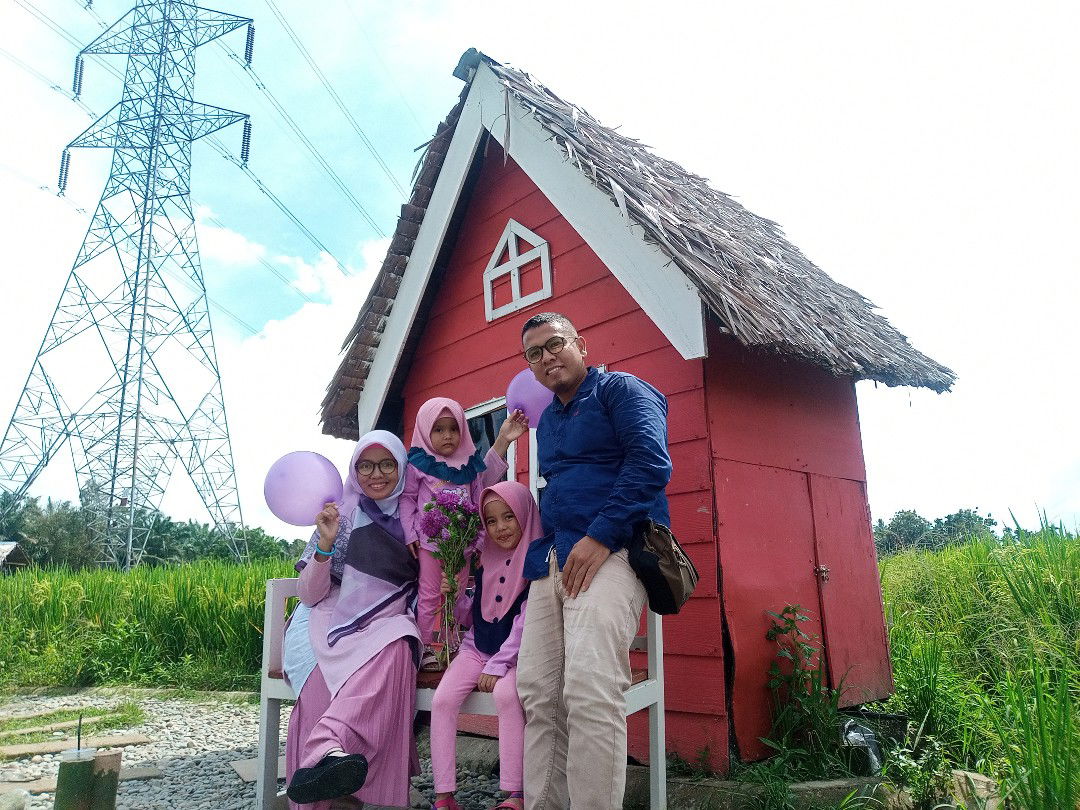 Laila Husna profile icon