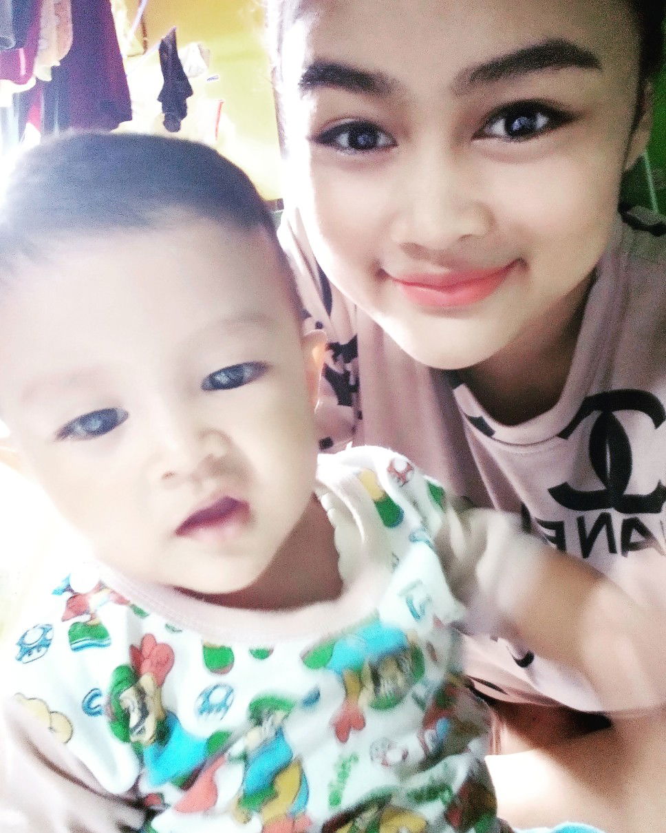 mom's adzriel profile icon