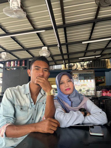 akmafarhan profile icon