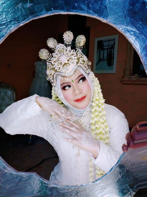MaudyNabila profile icon