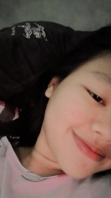 ega laeviana putri profile icon