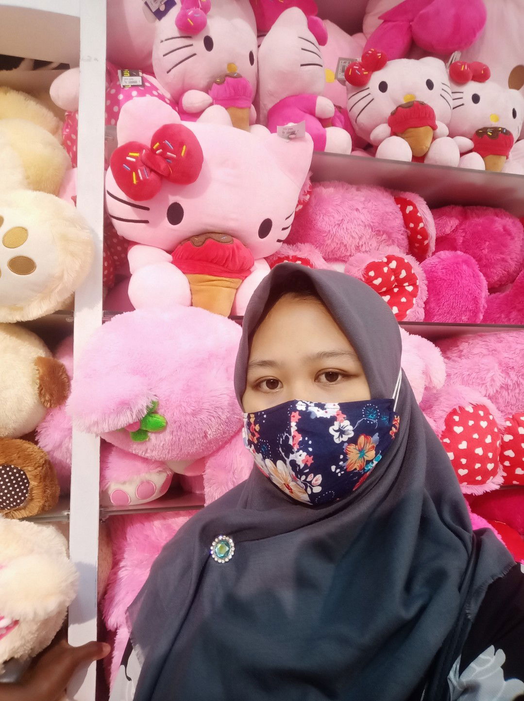 Vina Fitri (SiRatuBulan) profile icon