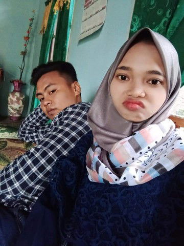 Desy Fitria profile icon