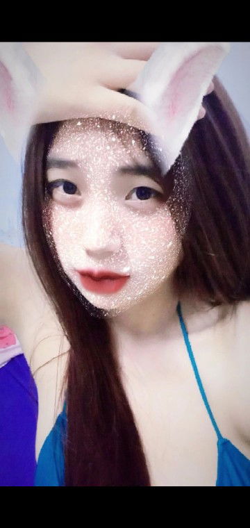 น้ำ 'ฝน profile icon