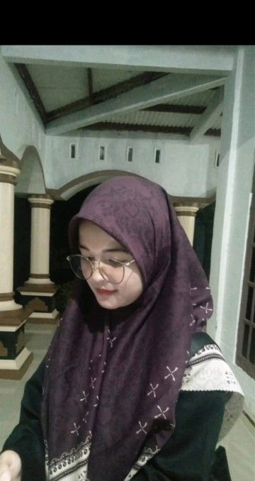 Wulan Dari profile icon