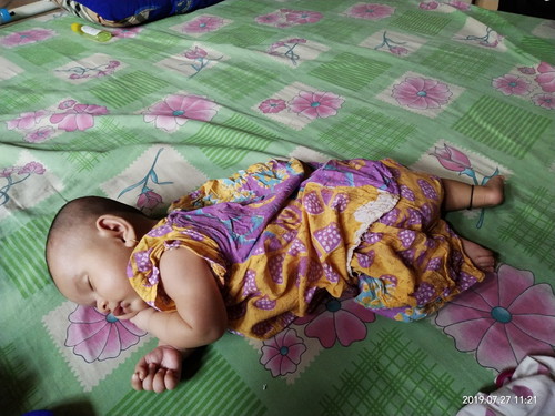 bayi tidur