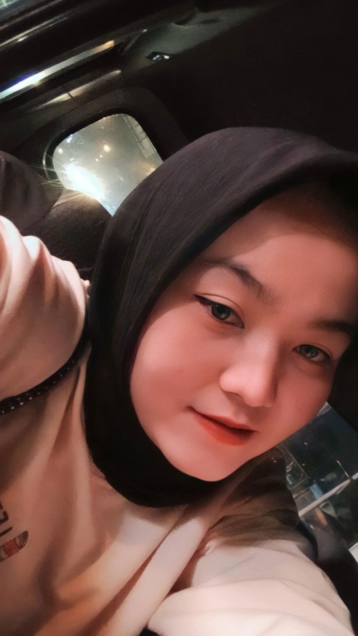 yesi listiyani profile icon