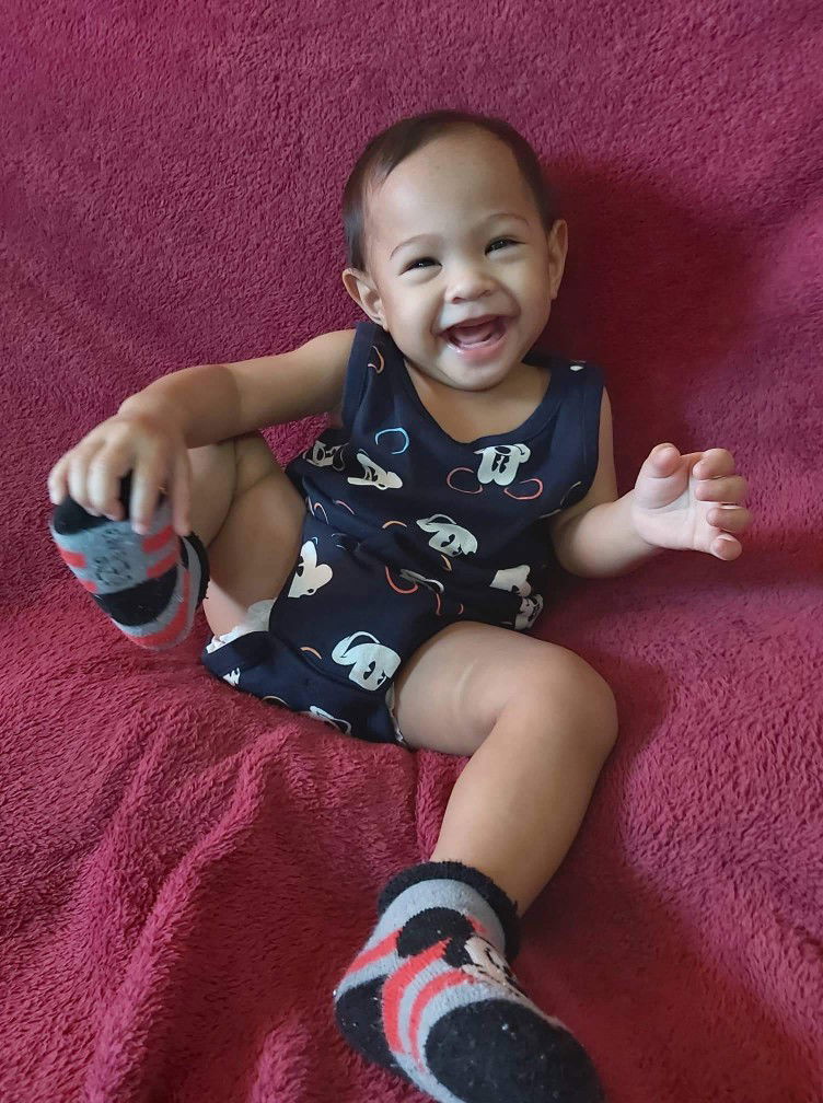 Ninia Albina - Manos profile icon