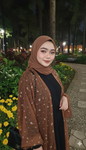 nurul azmi profile icon