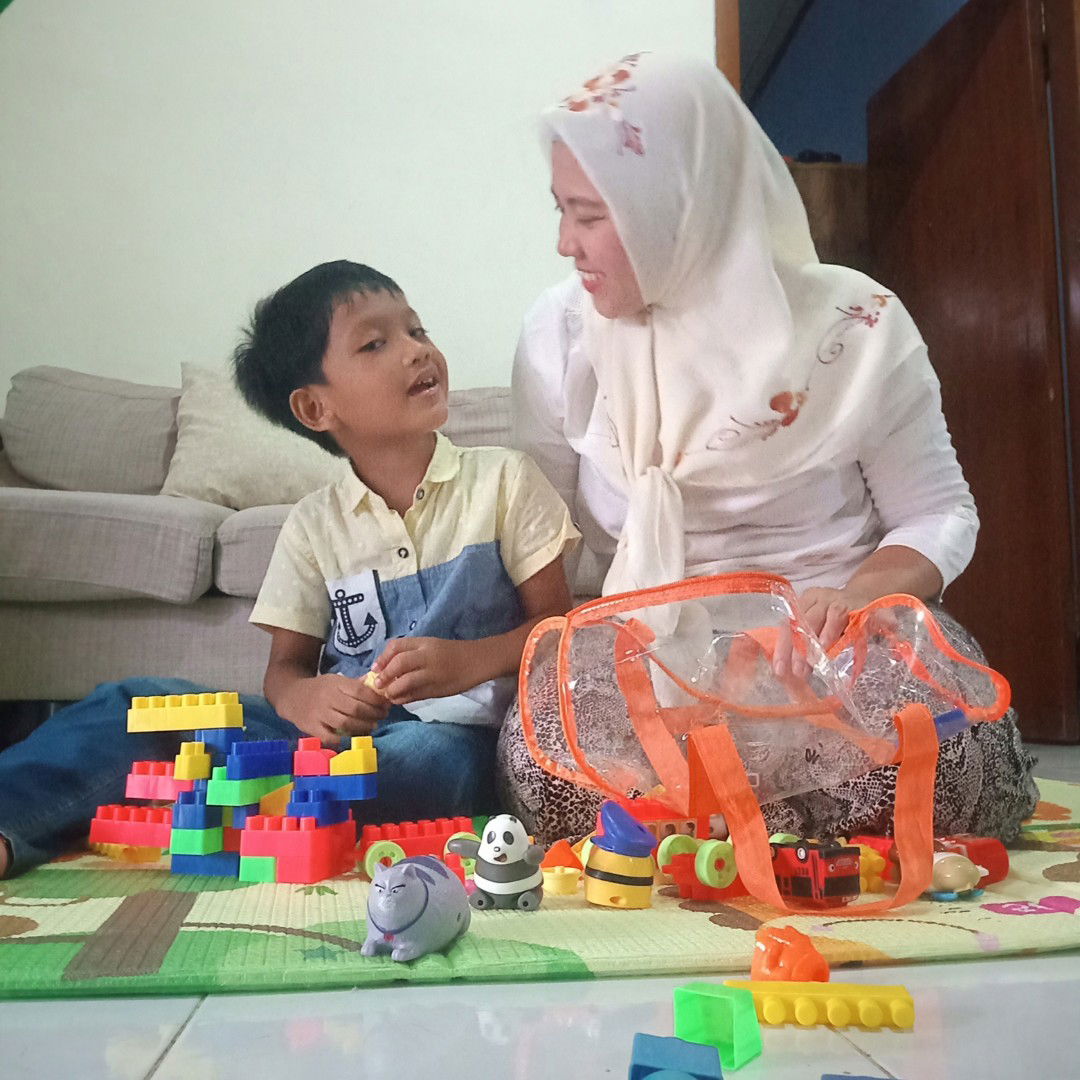 norma ratih profile icon