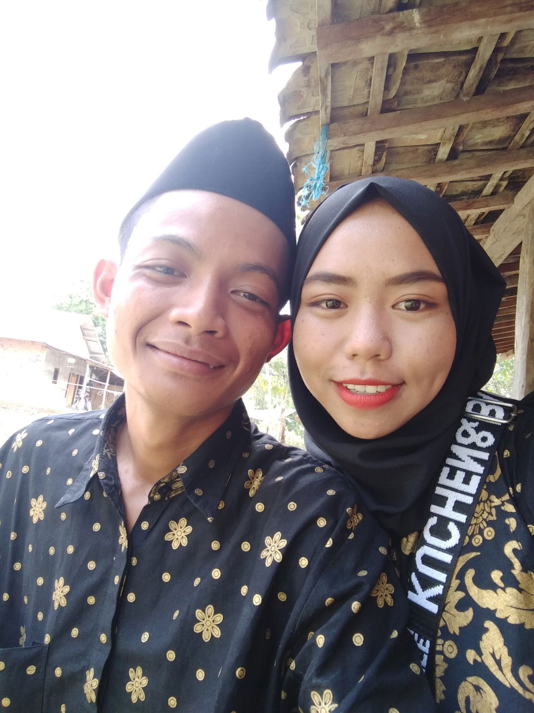 titik faisal profile icon