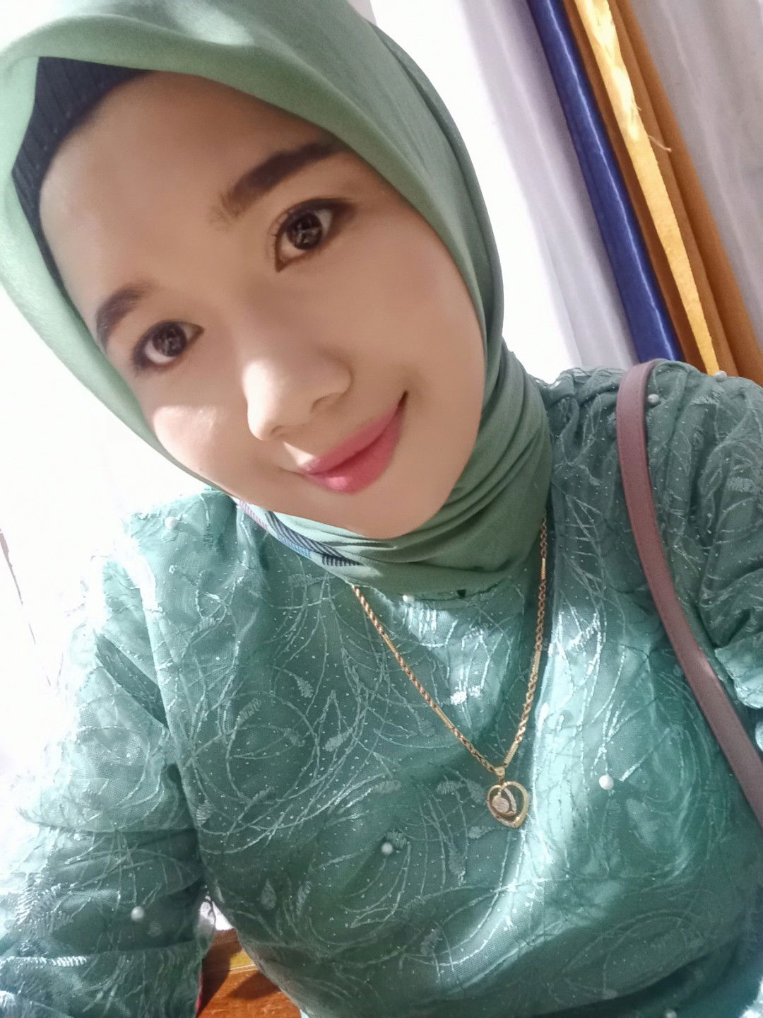 Riska Nirmala profile icon