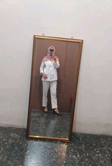 aprilia vidiawati profile icon