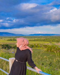 Yusie Apriliani profile icon