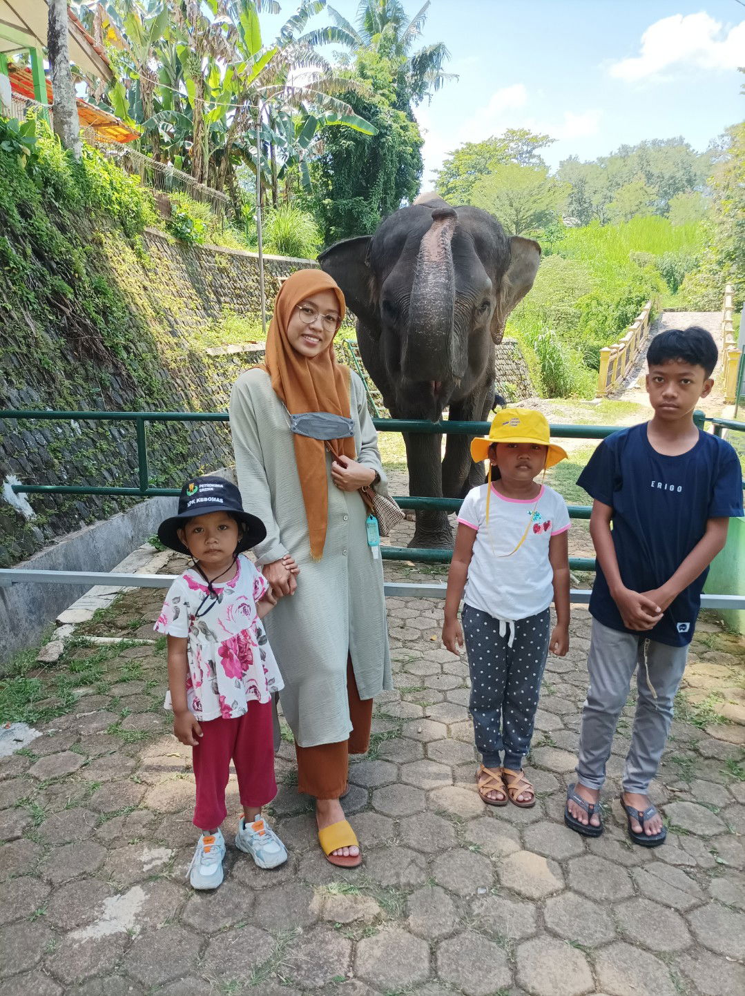 Wulan Dari profile icon