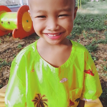 อวดลูกคนโต