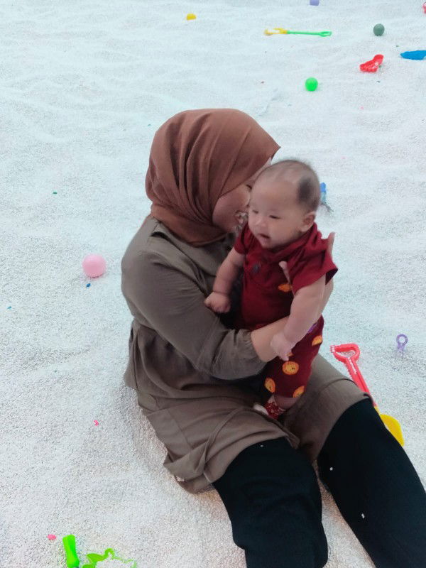 MILA ROSA AGUSTIN profile icon