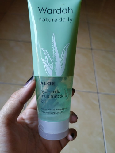 pelembab aloe vera gel wardah