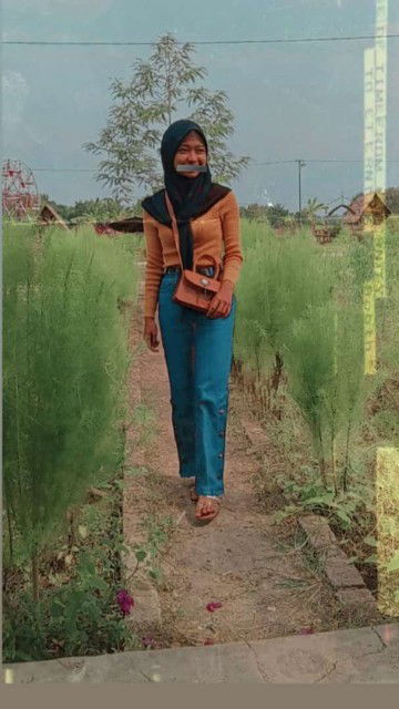 Nur Kholifah profile icon