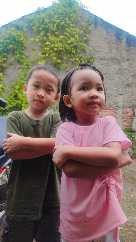 Herlina Noviyanti profile icon