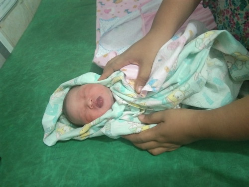 alhamdulillah, telah lahir anak pertama kami 16oct 2019 jam 1 pagi cewek secara normal. dengan panjang 50cm , dan berat 3,4 kg.