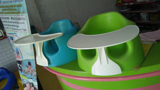 Usia Ideal Bayi Belajar Duduk dengan Bumbo