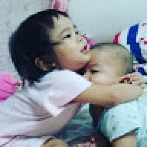 Happy childhood profile icon