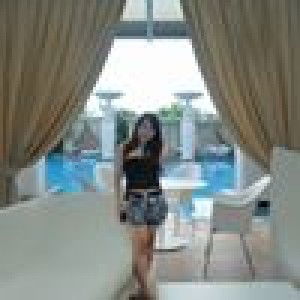 Dina Gwenchris Lie profile icon