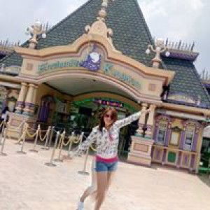 Vienna Viado profile icon