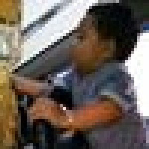 Suci Oemar profile icon