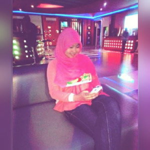 Lusi Fitriatna profile icon