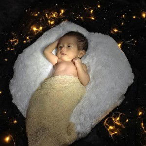 Kartika Tan profile icon