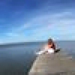 Fhong Lew profile icon