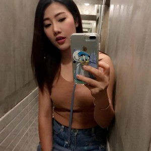 Thanyanan Breeze Zy profile icon