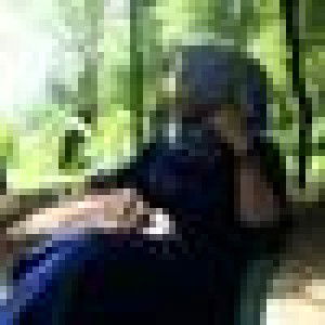 Nining Andriani profile icon