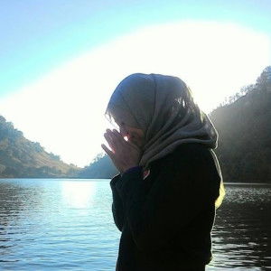 Rahmi Fathonah profile icon