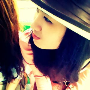 sujira waidee profile icon