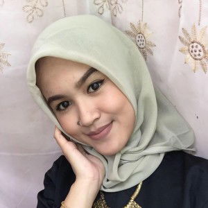 Ayu Azhari profile icon
