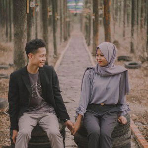 Dini Nurul Hanifah profile icon